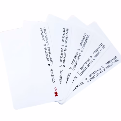 CDUE133L – UHF (ANTI CLONE) AND EM HYBRID CARD
